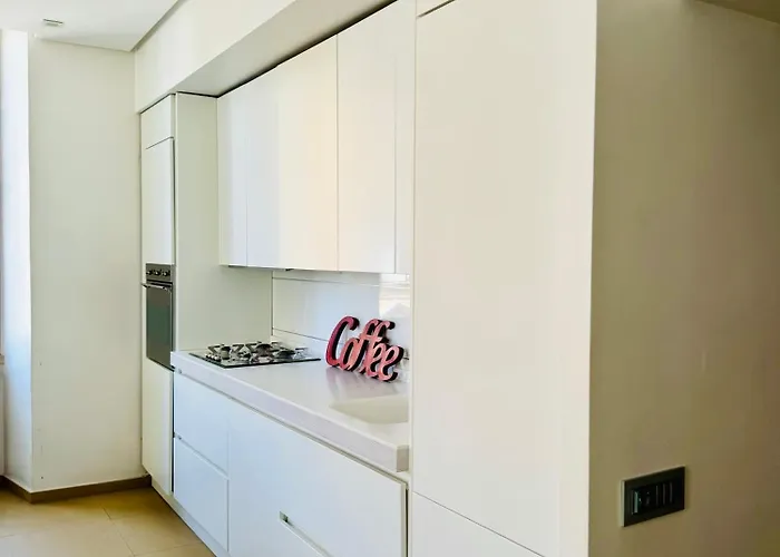Interno 5 4* Roma