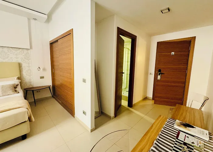 Interno 5 4*
