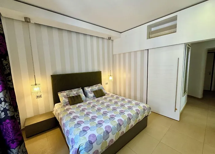 Interno 5