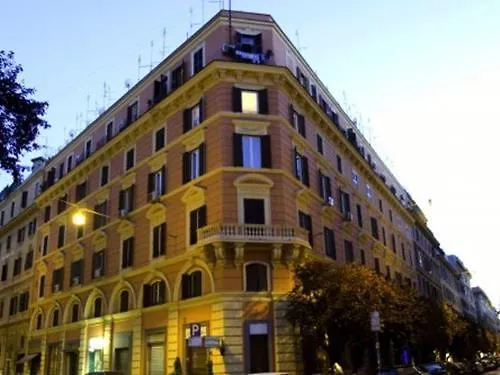 Interno 5 4* Roma
